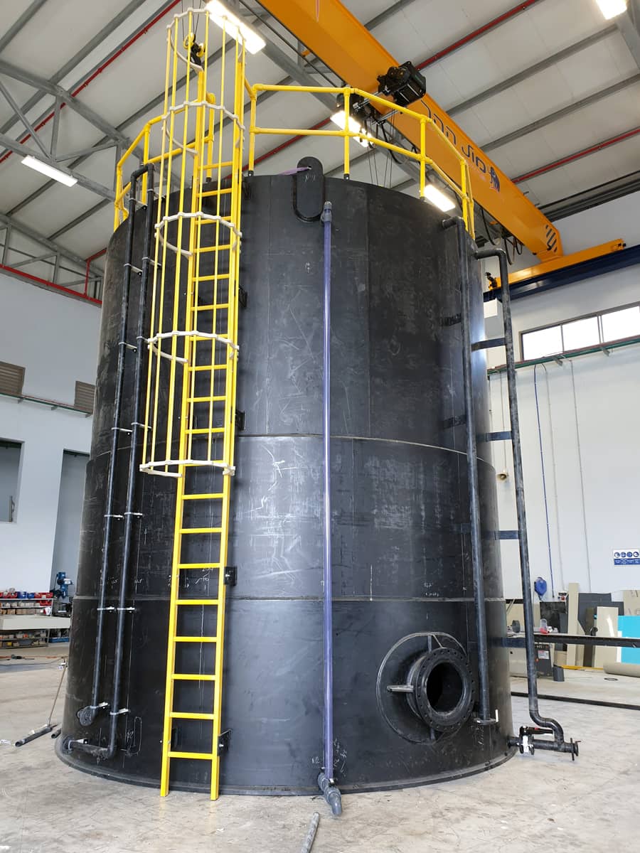 מיכל HDPE בנפח 130 מק פלסט חן