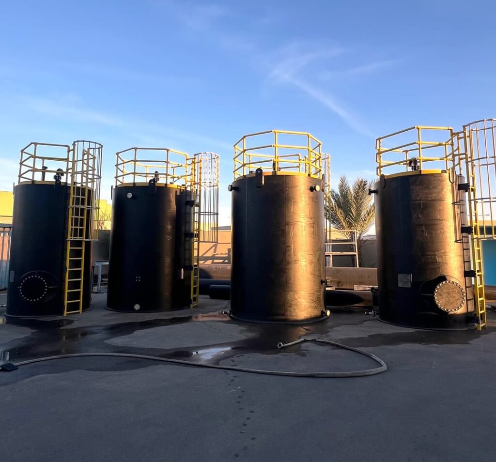 מכלי HDPE מיועדים לפרויקט בצ'כיה